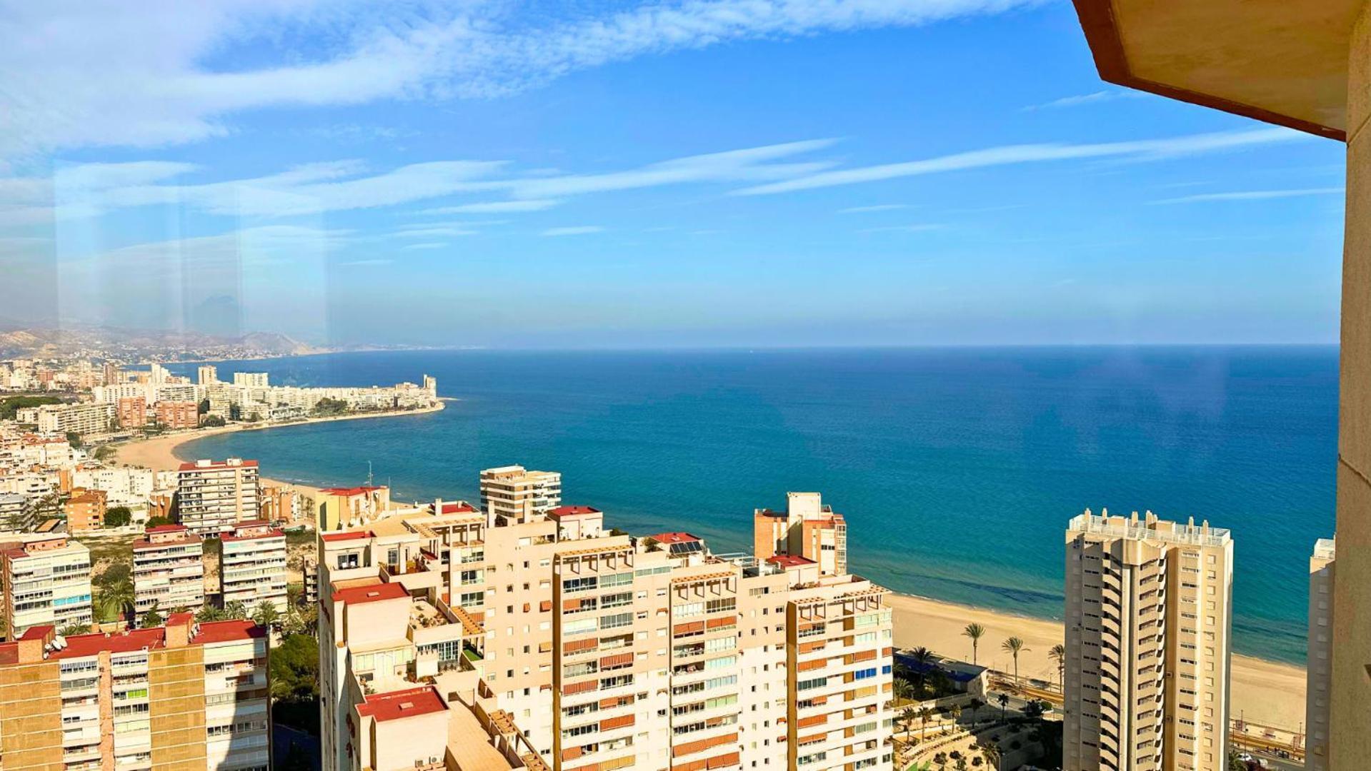 Atico A 50M Del Mar. Parking Gratis. A/C Apartment เอลกัมเปโญ ภายนอก รูปภาพ
