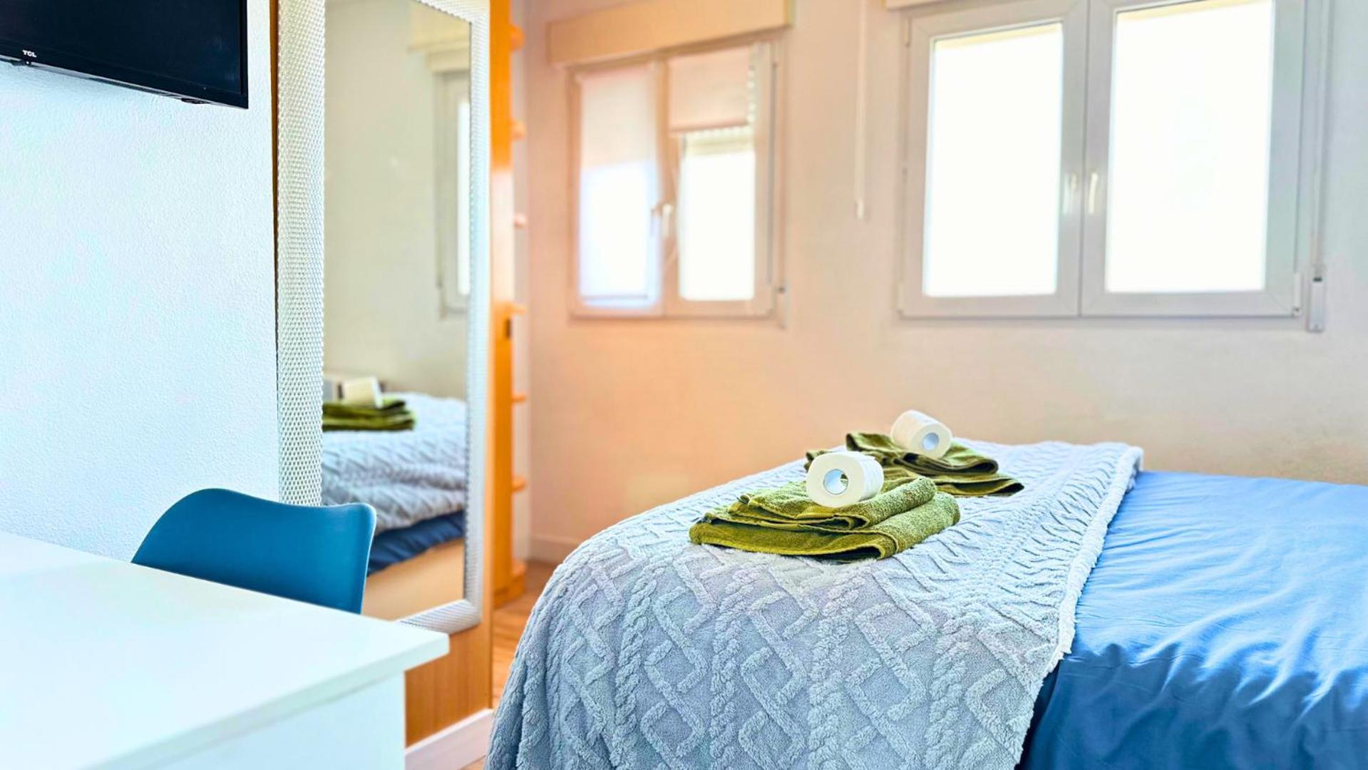 Atico A 50M Del Mar. Parking Gratis. A/C Apartment เอลกัมเปโญ ภายนอก รูปภาพ